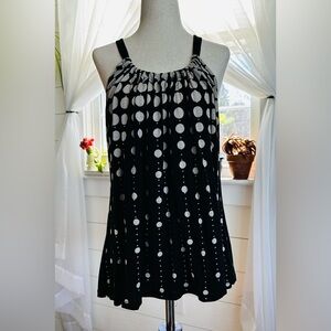 INC International Concepts petite sleeveless tank top polka dot pattern. 
Size:L